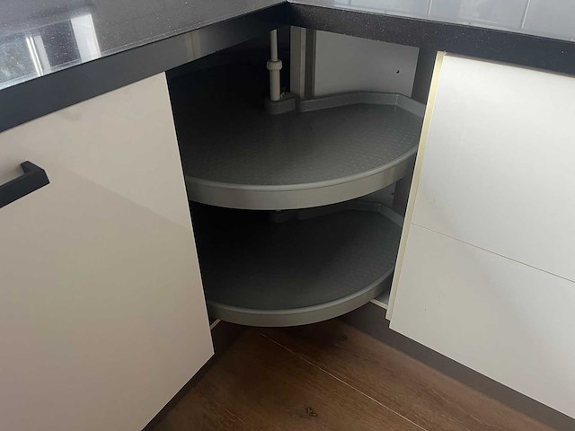 Arclinea - keuken met apparatuur - afbeelding 5 van  25