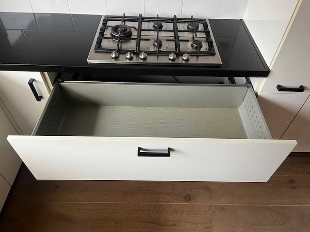 Arclinea - keuken met apparatuur - afbeelding 14 van  25