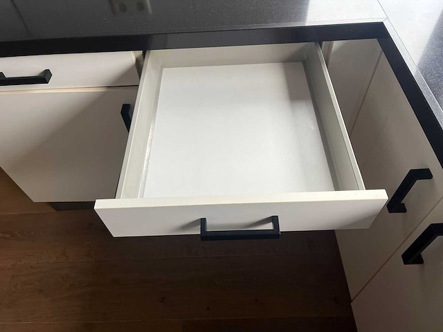 Arclinea - keuken met apparatuur - afbeelding 22 van  25