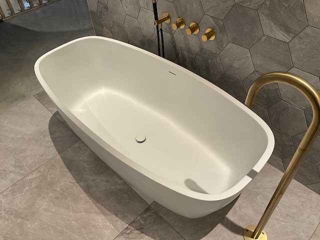 Arcqua - cali - cast marble - vrijstaand bad 174 x 78 cm - afbeelding 3 van  6