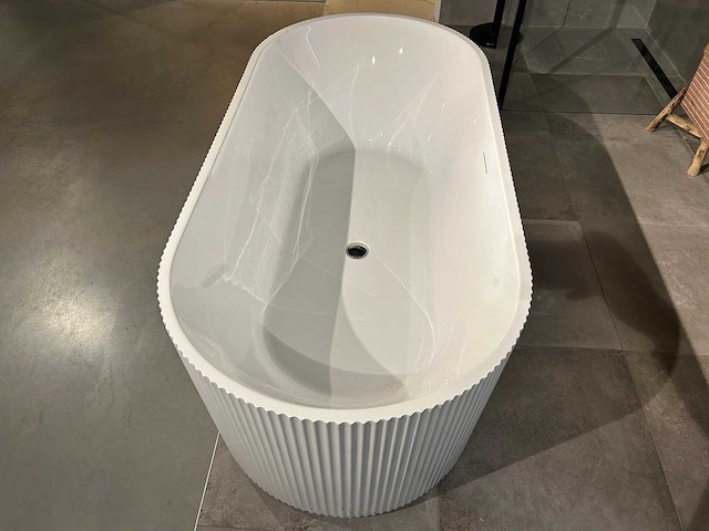 Arcqua - costilla - vrijstaand bad 170 x 80 cm - afbeelding 9 van  11