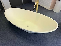 Arcqua - perre solid surface - vrijstaand bad 184 x 89 cm - afbeelding 1 van  4