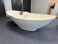 Arcqua - perre solid surface - vrijstaand bad 184 x 89 cm - afbeelding 2 van  4