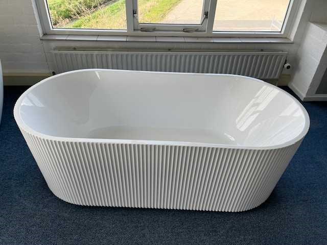 Arcqua - ribbel aqua prestige - vrijstaand bad 170 cm - afbeelding 1 van  6