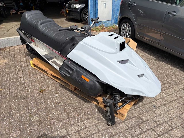 Arctic cat long-track touring/utility snowmobile sneeuwscooter - afbeelding 18 van  20