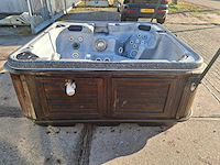 Arctic spas 4 persoons jacuzzi en buitenspa - afbeelding 14 van  28