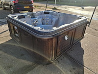 Arctic spas 4 persoons jacuzzi en buitenspa - afbeelding 21 van  28