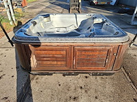 Arctic spas 4 persoons jacuzzi en buitenspa - afbeelding 11 van  28