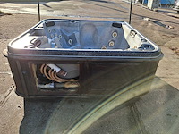 Arctic spas 4 persoons jacuzzi en buitenspa - afbeelding 20 van  28