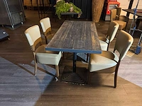 Arend restaurant set (tafel met 4 stoelen)