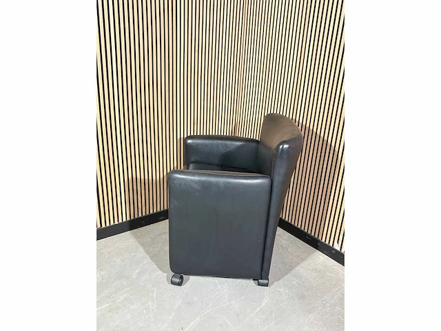 Arflex mac fauteuil zwart (6x) - afbeelding 3 van  4