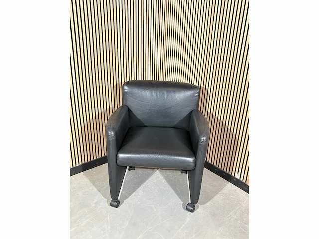 Arflex mac fauteuil zwart (6x) - afbeelding 2 van  4