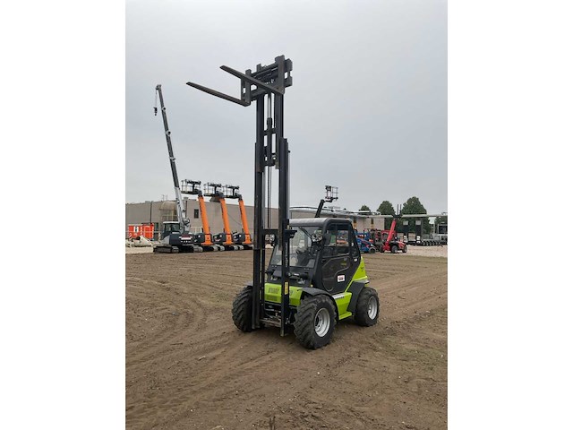 Argimac tw25 4x4 ruwterein vorkheftruck - afbeelding 18 van  18