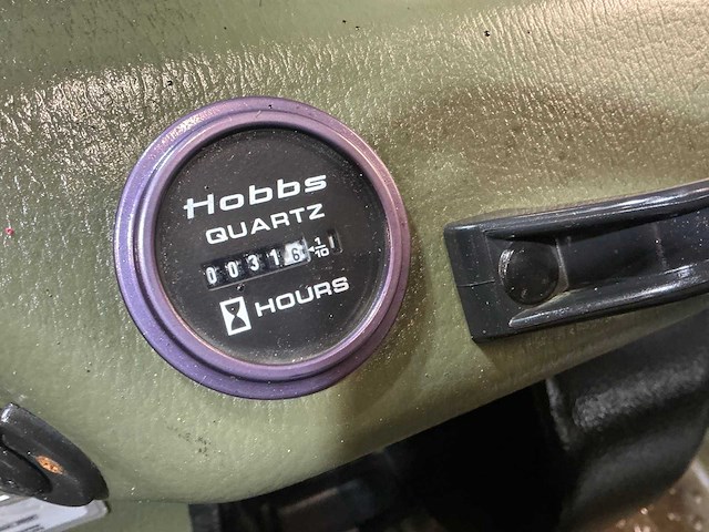 Argo conquest 8 utility tractor - afbeelding 11 van  24