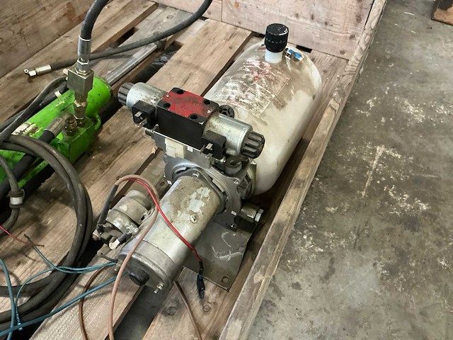 Argo hytos hydraulisch unit - afbeelding 2 van  4