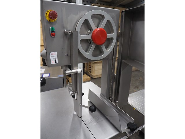 Ari makina - afbeelding 12 van  12