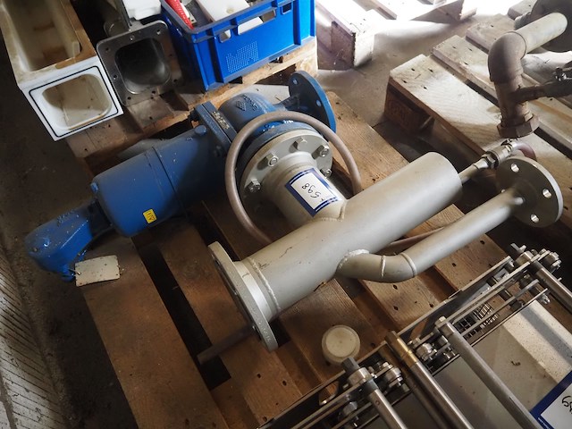 Ari - afbeelding 2 van  6