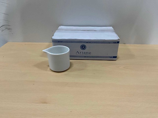 Ariane brasserie melkkannetjes (84x) - afbeelding 1 van  6