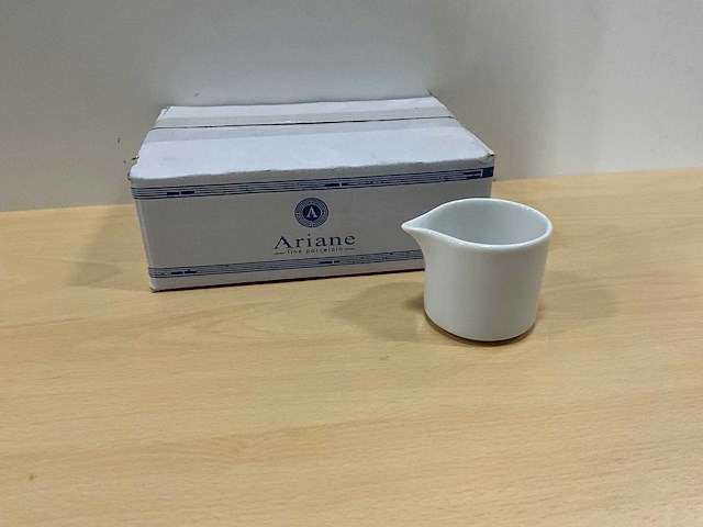 Ariane brasserie melkkannetjes (84x) - afbeelding 1 van  7