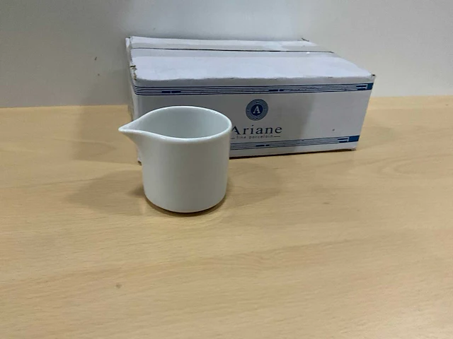 Ariane brasserie melkkannetjes (84x) - afbeelding 2 van  6