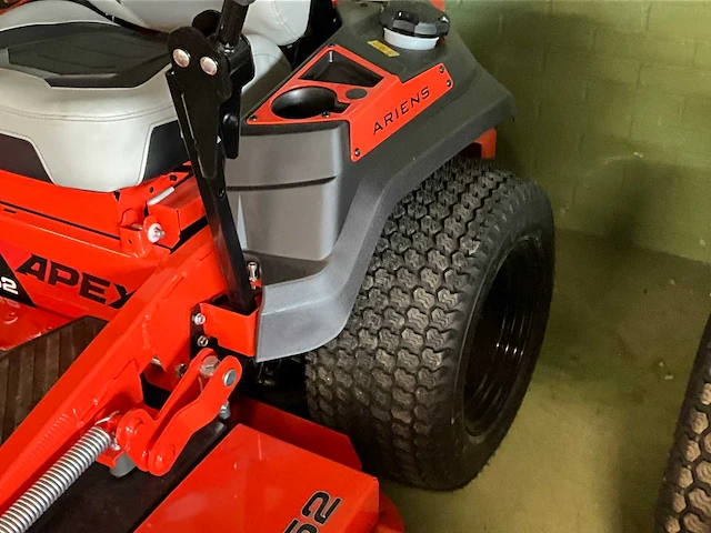 Ariens apex 52rd zero-turn zitmaaier - afbeelding 8 van  11