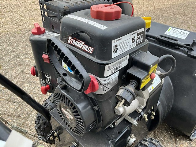 Ariens sno-tek 22 sneeuwblazer / sneeuwfrees - afbeelding 8 van  8