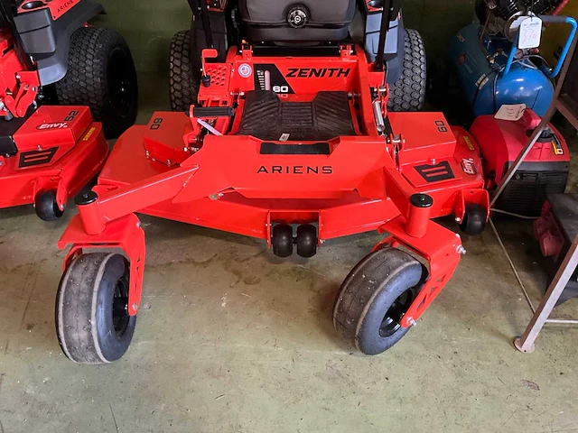 Ariens zenith 60 rd benzine zitmaaier - afbeelding 12 van  18