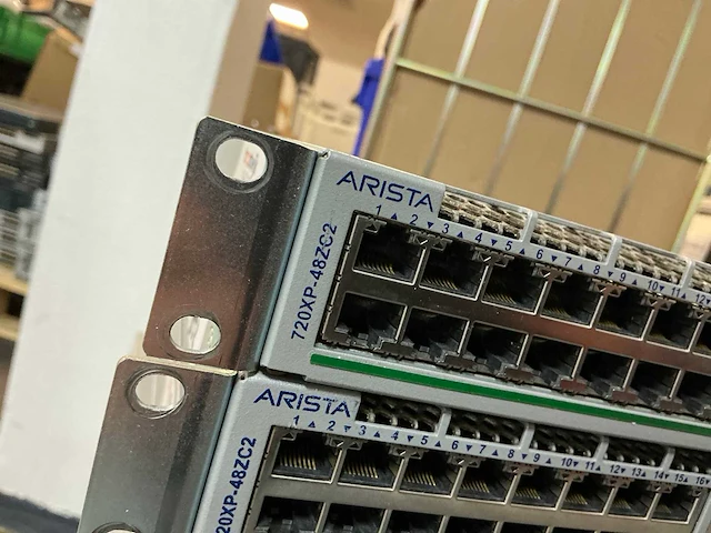 Arista 720xp-48zc2 networking - afbeelding 2 van  2