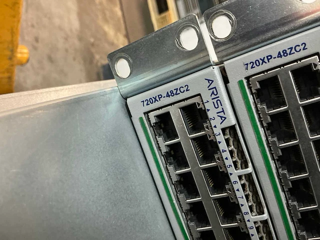 Arista 720xp-48zc2 networking - afbeelding 2 van  2
