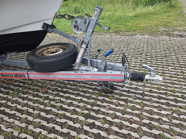 Aristocraft 19 / heku - speedboot 140 pk met trailer - afbeelding 29 van  40