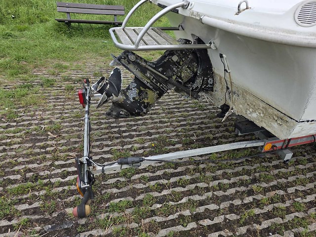 Aristocraft 19 / heku - speedboot 140 pk met trailer - afbeelding 38 van  40