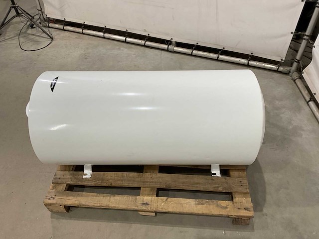 Ariston - boiler 200l 220v - afbeelding 2 van  4