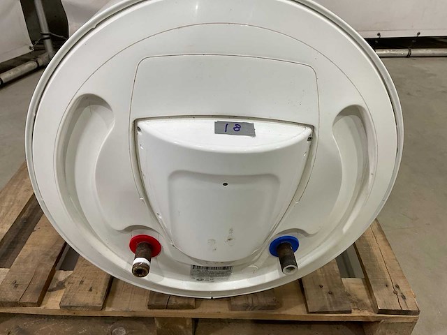 Ariston - boiler 200l 220v - afbeelding 3 van  4
