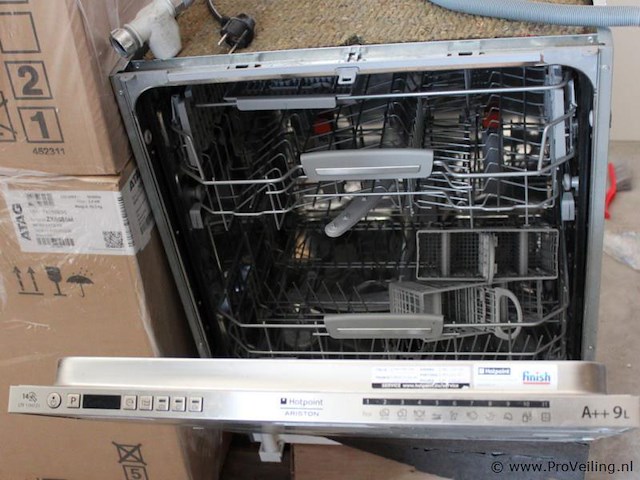 Ariston ltf11h121 vaatwasser - afbeelding 1 van  3