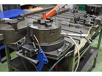 Arm-950-12 pneumatische taparm met werktafel en diverse opspanklauwen - afbeelding 9 van  14