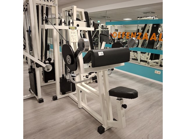 Arm curl technogym - afbeelding 5 van  12