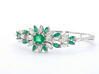 Armband met smaragden en marquise geslepen diamanten - afbeelding 6 van  10