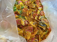 Armbanden automaat kadootjes (9000x) - afbeelding 2 van  4