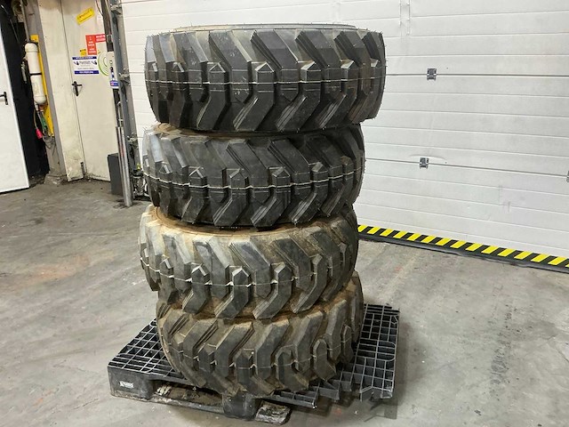 Armore 14-17.5 band, wiel en velg - afbeelding 1 van  10