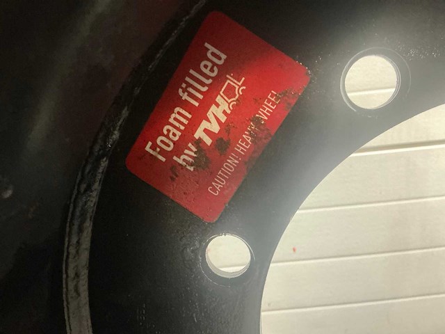 Armore 14-17.5 foam filled genie - afbeelding 6 van  11