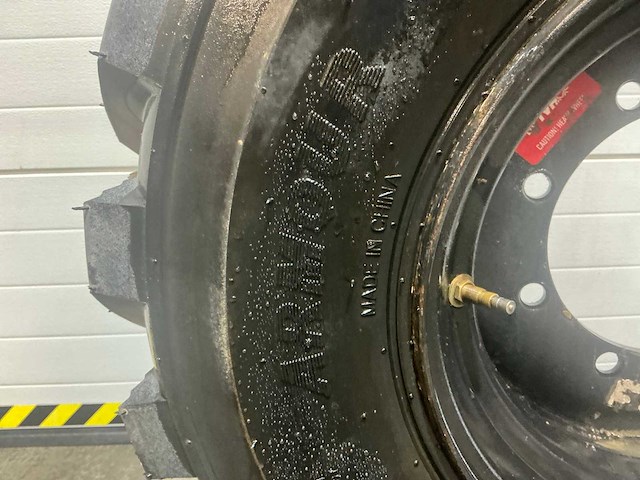 Armore 14-17.5 foam filled genie - afbeelding 9 van  11