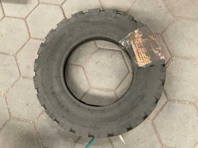 Armortec 6.50-16 band - afbeelding 2 van  2