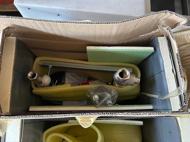 Armstrong vloerverwarming verdeler-set met pomp (4x) - afbeelding 4 van  4