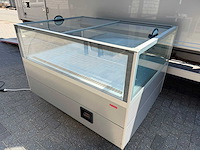 Arneg - koeleiland - koelvitrine - afbeelding 1 van  5