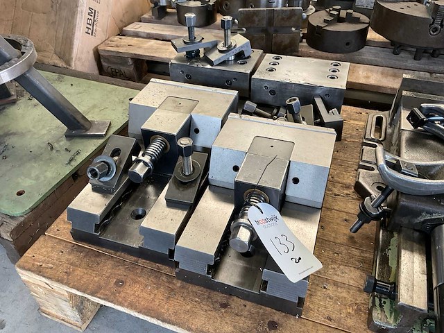 Arnold machineklem (2x) - afbeelding 1 van  3