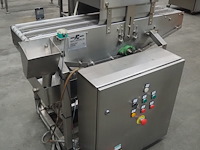 Arnott - afbeelding 1 van  13