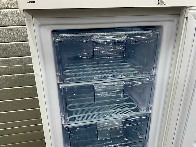 Aro - uzw1404e - vriezer - afbeelding 4 van  9