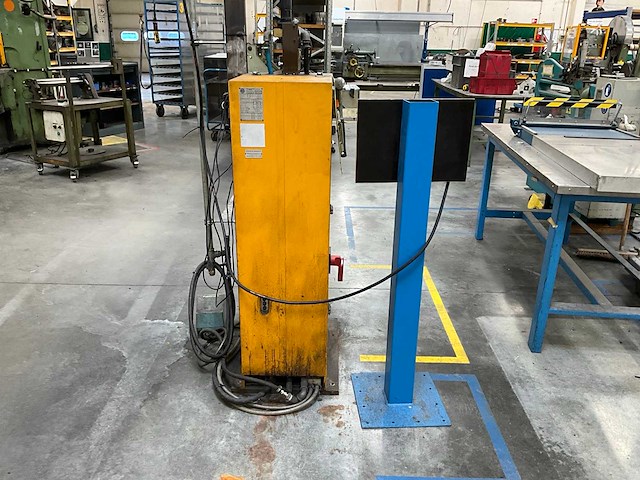 Aro 1244sc puntlasmachine - afbeelding 2 van  7