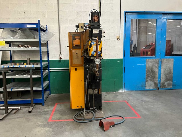 Aro 2106b sc puntlasmachine - afbeelding 2 van  6