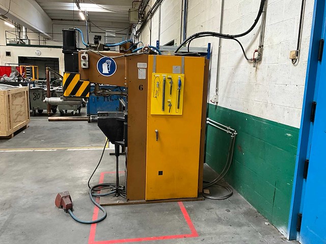 Aro 2106b sc puntlasmachine - afbeelding 3 van  6